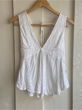Free People  | Flowy White Boho Peplum Top Embroidered Tie Back | S